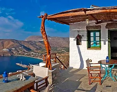 Pano Gitonia فندق